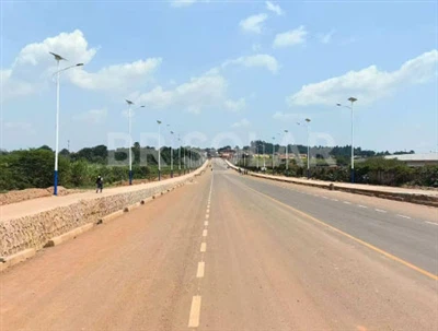 Izgaismojiet nākotni ar BR Solar viedajiem ielu apgaismojuma risinājumiem