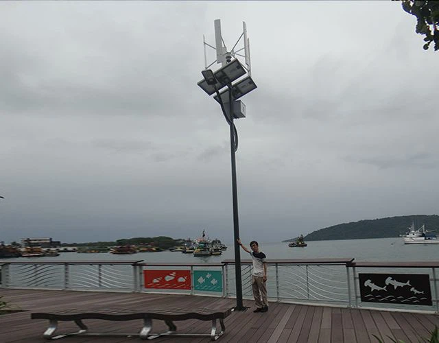 Led Vertical Wind Solar Hybrid Street Light